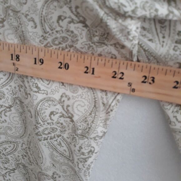 SILK ICON  Silk Tunic Top Blouse Medium White Green Paisley Print Long Sleeves - Picture 7 of 10